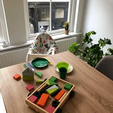 Luxe Toplocatie! Monument Hartje Centrum Dordrecht, 2 Badkamers, 2 Keukens, Tuintje Lejlighed Dordrecht