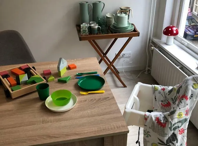 Apartamento Luxe Toplocatie! Monument Hartje Centrum Dordrecht, 2 Badkamers, 2 Keukens, Tuintje *